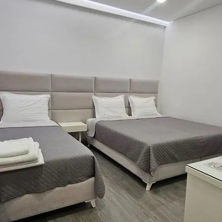 Hotel Edina Apartments By Hp Sarande
